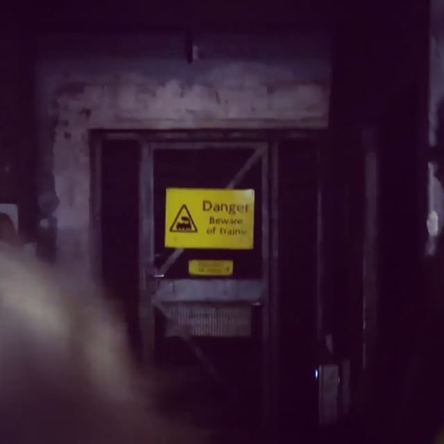 disused tube station between Hyde Park Corner and Green Park #disusedstation #disused #downstreet 