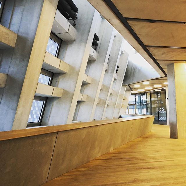 Very pleasing to the eye. #architecture