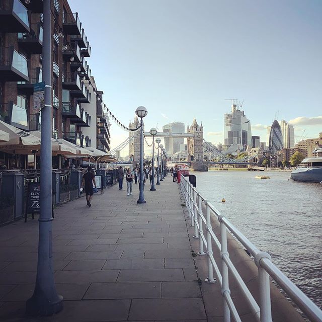 Nice weather  today.  #towerbridge 