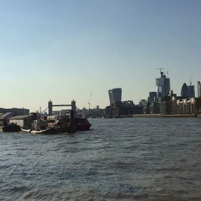 #timelapse of the river #thames 